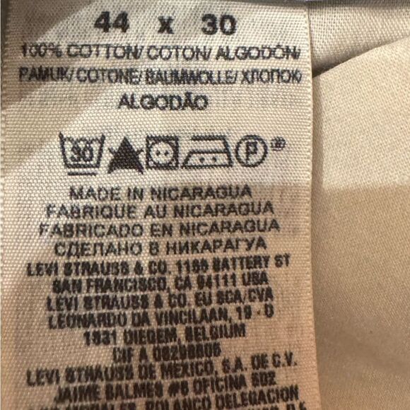 DOCKERS Khaki Classic Fit  (Brown) - Men's W44L30 - Picture 4 of 4